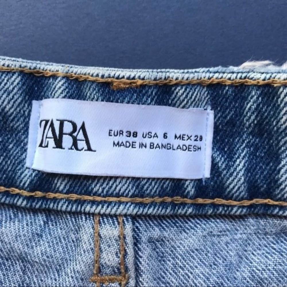 Zara Jean Cutoff Shorts with Manufactured Distressing, Size 6 - Picture 9 of 14